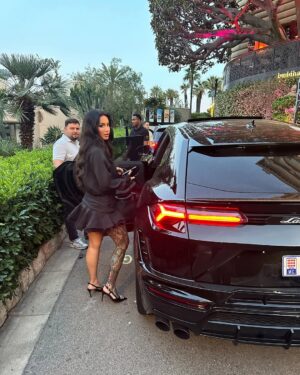 Dafina Zeqiri Instagram - Dime
