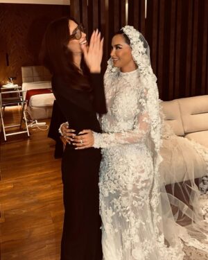 Dafina Zeqiri Instagram - Side by side or miles apart, sisters will always be connected by heart. I love you ♾️