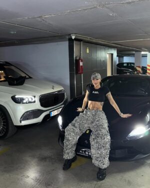 Dafina Zeqiri Instagram - 🤭