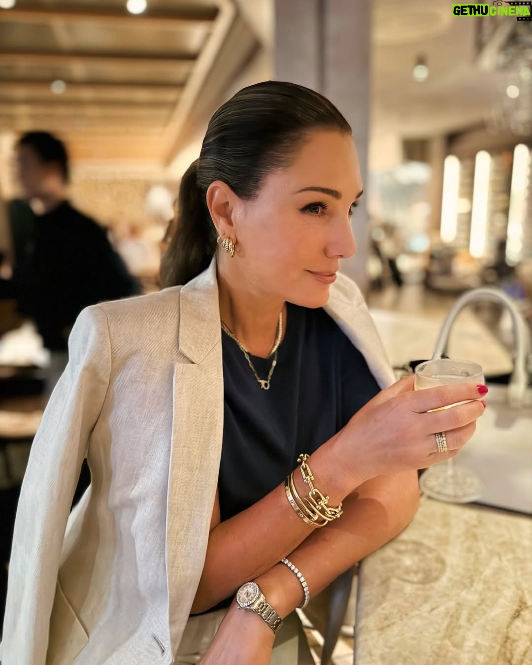 Daisy Fuentes - 5.7K Likes - On a date with him ❤️ #sydney #datenight❤️