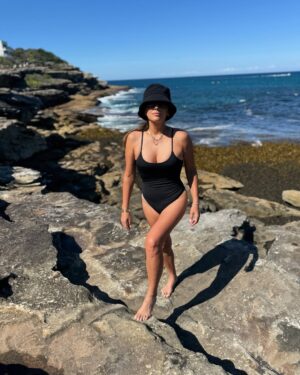 Daisy Fuentes Instagram - Being in nature isn’t just a preference; it’s a need. It’s where I feel most alive, most myself, most connected & grounded. But the ocean speaks directly to my soul. 

#nature #oceantherapy #sydney #bondi