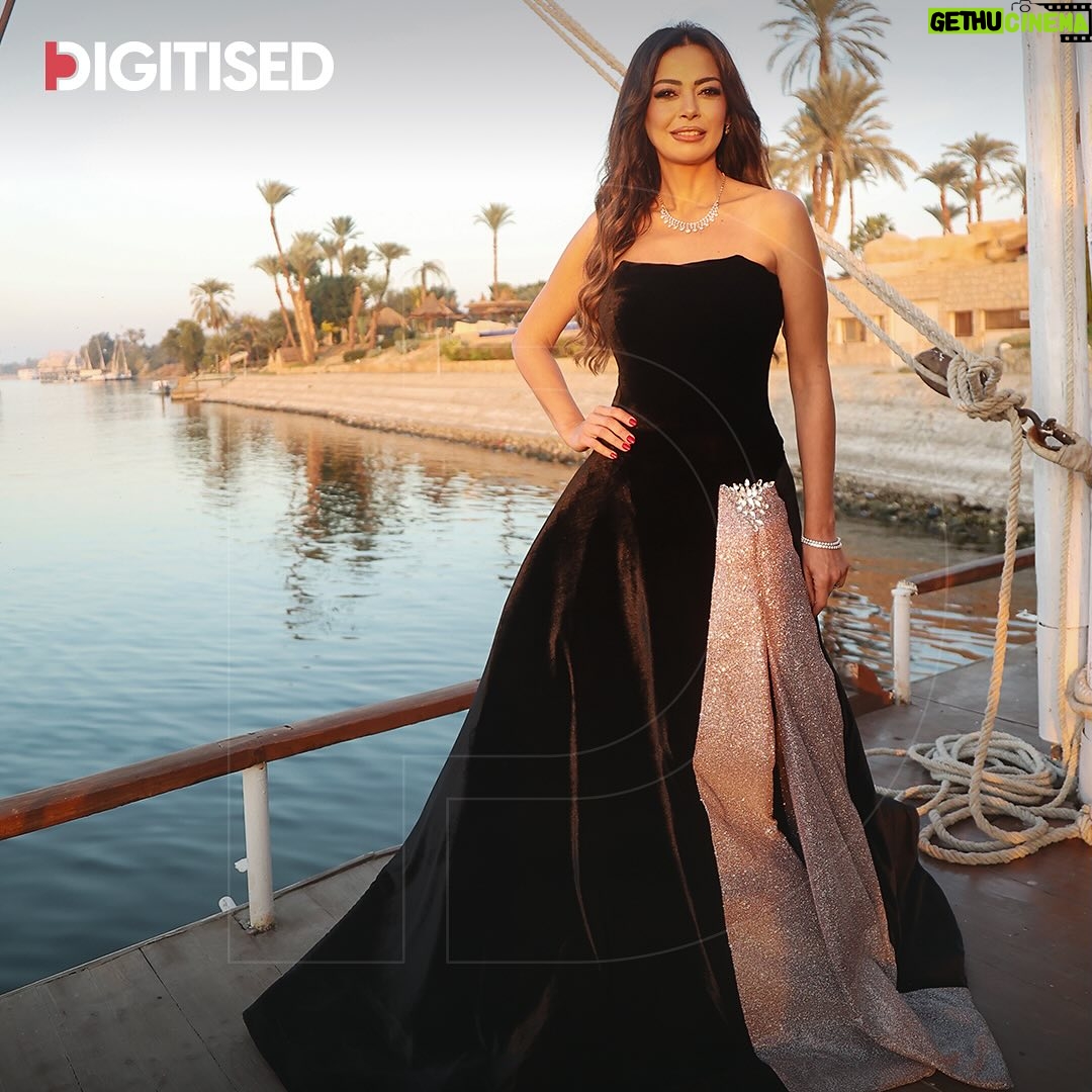 Dalia Mostafa - 2.1K Likes - Elegance, beauty, and class. She looks like a princess from a the golden era. The wonderful Dalia Mustafa. From the land of our ancestors. š
Ų§ŁŲ£ŁŲ§ŁŲ© ŁŲ§ŁŲ¬Ł
Ų§Ł ŁŲ§ŁŲ±ŁŁ ŁŁŲ£ŁŁŲ§ Ų£Ł
ŁŲ±Ų© Ł
Ł Ų§ŁŲ²Ł
Ł Ų§ŁŲ¬Ł
ŁŁŲ©. Ų§ŁŲ±Ų§Ų¦Ų¹Ų© ŲÆŲ§ŁŁŲ§ Ł
ŲµŲ·ŁŁ. Ł
Ł Ų£Ų±Ų¶ Ų§ŁŲ£Ų¬ŲÆŲ§ŲÆ š
#ŲÆŲ§ŁŁŲ§_Ł
ŲµŲ·ŁŁ #Luxor #DIGITISED
