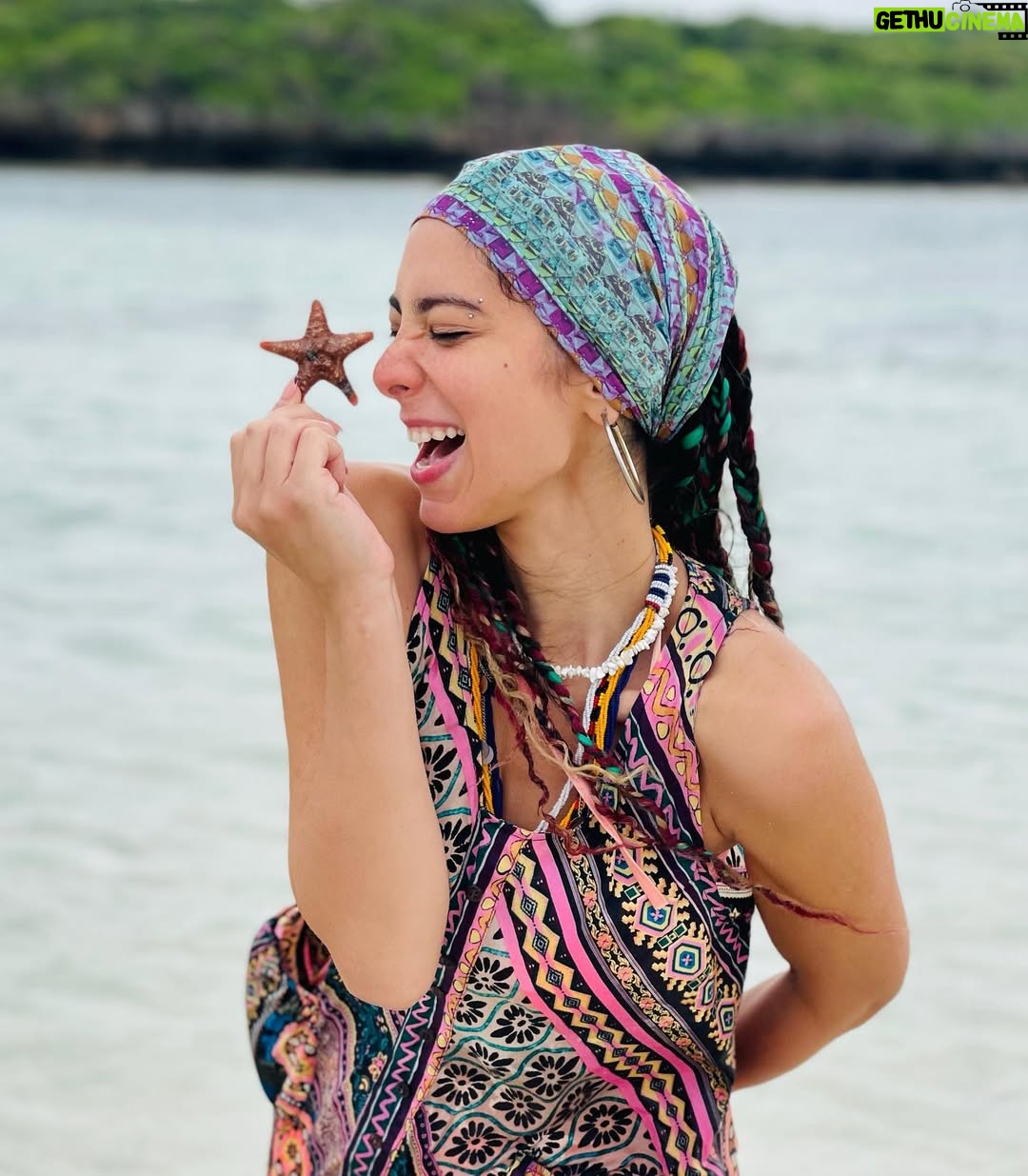 Dalia Shawky - 91.4K Likes - The secret is OUT. 🧜🏼‍♀️ 
I’m officially a MERMAID. ✨

9th slide tells you who announced the news. 🐚🥰
Also, little starfishie stole my heart away & the red studded one blew my mind away. سبحان الله 💫