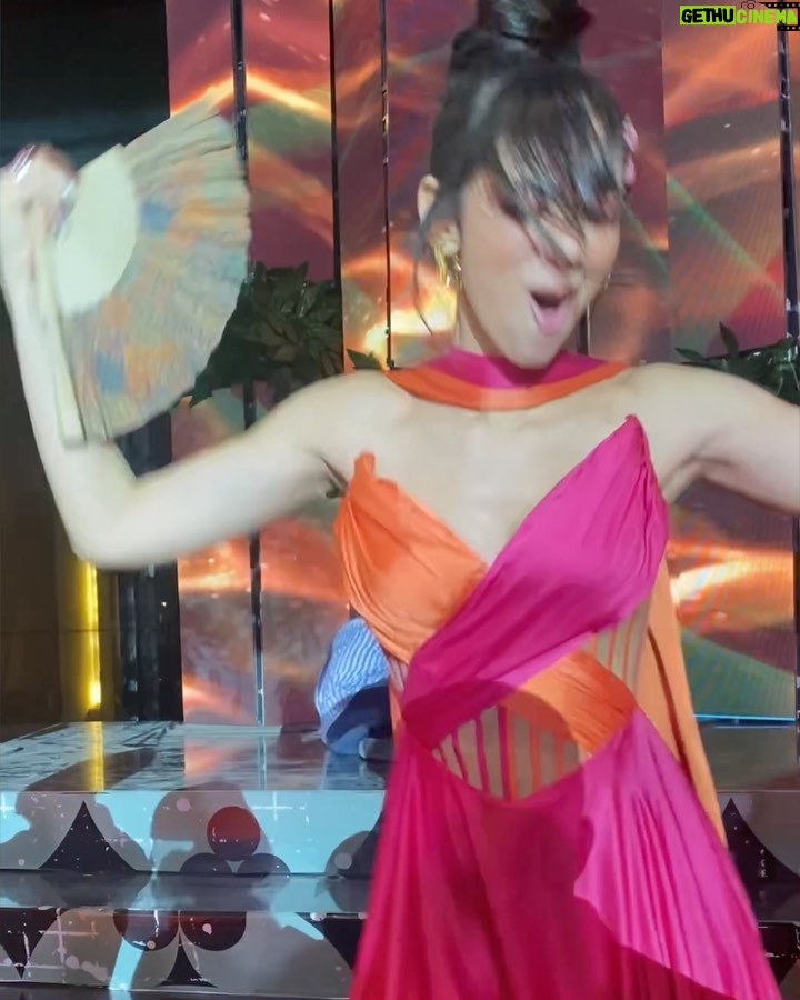 Dalia Shawky - 72K Likes - 900th post goes to celebrating love, with all its heart-melting beauty, dancing hearts and laughter intertwined with tears of joy. Here’s to my childhood bestfriend’s wedding, our Cindrella ~ Faru7i. 💗🧡

Thankful for my beautiful team: 
Custom made butterfly bridesmaid’s dress by the wonderful: @chl_maisonleon
MUA, inspired by the sunset: the lovely @sandrawilliammakeupartist 
Hair: @mostafa.elmasry.9