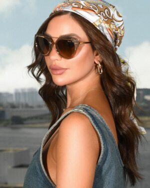 Dalida Khalil Instagram - September💙🦋
the month of transition and embracing change, Im ready for you😉😎👌
 
@zobiansaadofficiall 
@linda.makeup_artist 
@marchaidar 
@ghinwastyle 
@palazzoversacedubai 

‎#الامارات #الإمارات_العربية_المتحدة 
‎#بنات_الامارات  #ابو_ظبي #دبي  #الإمارات_العربية 

#dubai #uae #abudhabi #dubailife #dxb #sharjah #luxury #dubaifashion #emirates #burjkhalifa #actress #singer #dalidakhalil #thetheater

.
#DalidaKhalil | #داليدا_خليل