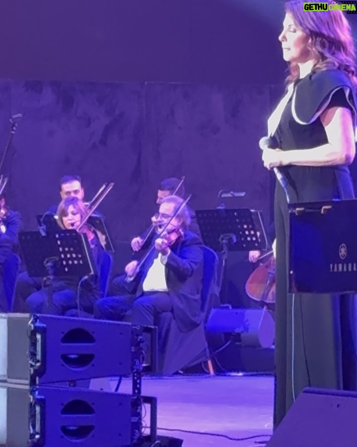 Dalida Khalil - 33.5K Likes - اليوم وأكتر من أي وقت اشتقتلّك يا لبنان.. صوت الست ماجدة وأغانيها الرائعة ردّولي ذكريات لأحلى ايام عمري عشتها ببيروت ❤️🩹❤️🩹❤️🩹.. ذكريات ولا شي قادر يمحيها من قلبي.. لا قصف ولا تفجير ولا ايد العدو السودا !
بيروت.. كنتِ وبعدك ورح تبقي دايماً “ست الدني” 💔🙏🏻🙏🏻🙏🏻.
@majidaelroumi @dubaicares @maherkhoukhaji
@agendadubai
•Styled by: @ghinwastyle @onorithelabel
•💄: @linda.makeup_artist
.photo credits: @abd