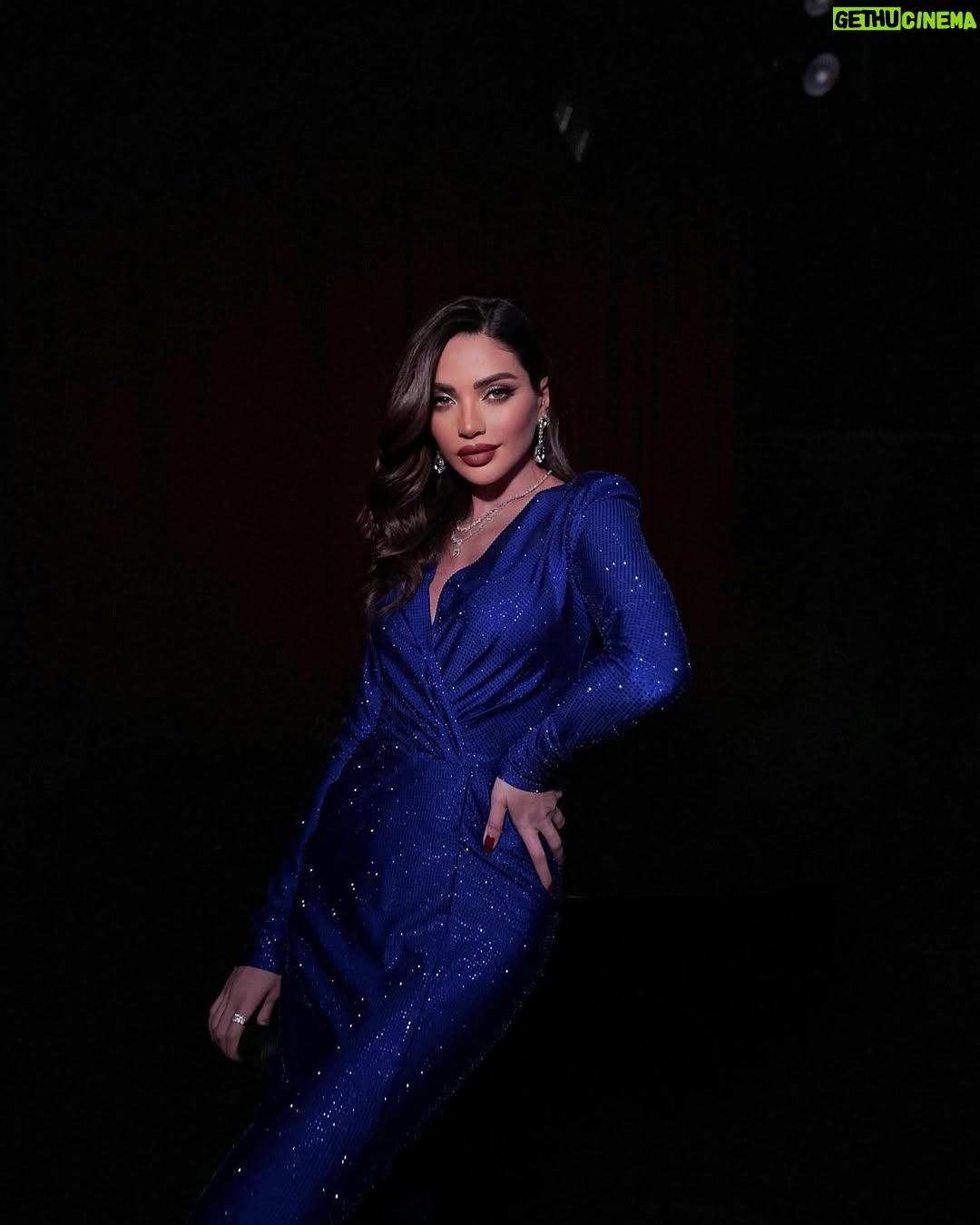 Dalida Khalil - 43.2K Likes - “Stage ready, shining bright ✨
@thetheaterdubai
• Stylist @ghinwastyle
•💄 : @alinamossss
• 👗: @latelierduluxe @miron.atelier miron.atelier
•photocredits: my talented friend @evgeniya_zavgorodneva
.hairdresser: @hadi_mhio
#DalidaKhalil #داليدا_خليل #OwnTheSpotlight”