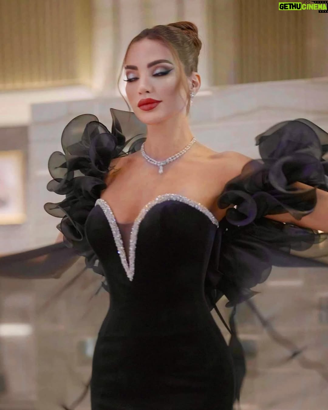 Dalida Khalil - 153.5K Likes - “Couldn’t resist sharing more pictures from the unforgettable Joy Awards! Such an incredible night celebrating talent, creativity, and inspiration from around the world. ✨”
.
• Stylist @ghinwastyle
•💇🏻♀️ : @elietmattar
•💄 : @tonytannouss
• 👗: @sophiabognem
•💍 : @nsoulijewerly
.photo credis : @marcmarounphotography
#DalidaKhalil | #داليدا_خليل