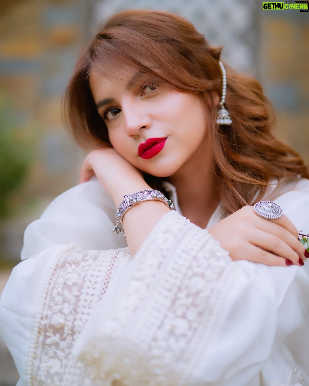 Dananeer Mobeen - 605.5K Likes - Da akhtar dwema wraz. 🫶🏻
-
@aghanoorofficial
@omgmoods
@hassanabdullahofficial
@faizas.salon