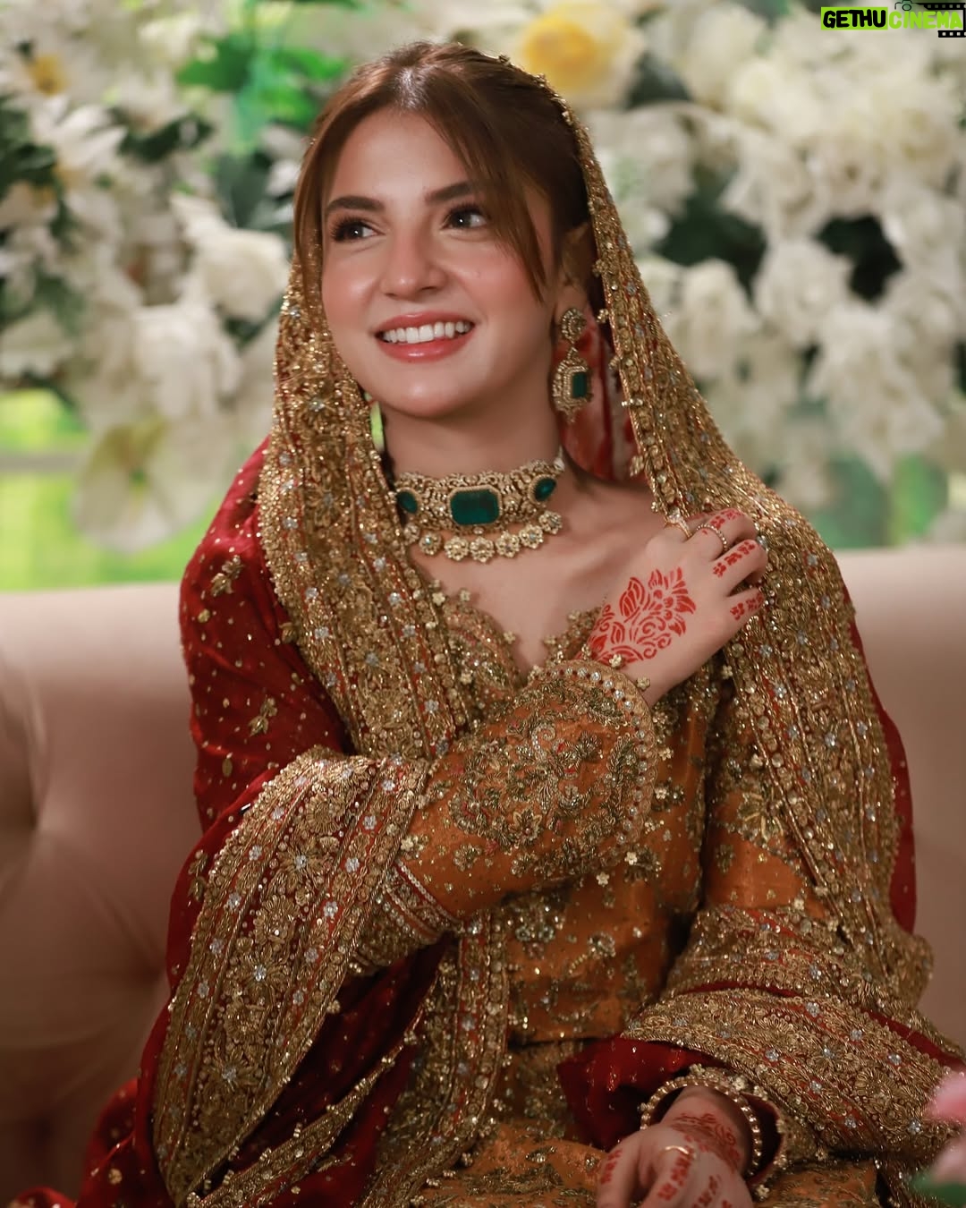 Dananeer Mobeen - 1.1 Million Likes - Hougayi shaadi. 🤝🏻
-
@farahtalibaziz
@sultansumair
-
#talroshkishaadi #meemsemohabbat #meemsemohabbat❣️