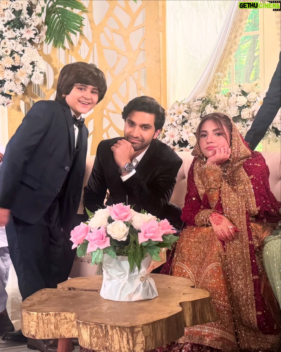 Dananeer Mobeen - 1.1 Million Likes - Hougayi shaadi. 🤝🏻
-
@farahtalibaziz
@sultansumair
-
#talroshkishaadi #meemsemohabbat #meemsemohabbat❣️