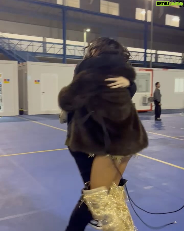 Daniela Blasco - 38.2K Likes - Ayer pasamos a la final de Benidorm Fest 2025⭐️😭
Aún estoy en una nube, gracias por tanto amor, tanto al jurado como a todos vosotros💖 os quierooooo, vamos a darlo todo el Sábado en la final✨
@benidormfest_rtve 🫧
Gracias a todo mi equipo por ser los mejores, vamos pa arribaaaaaa⭐️⭐️⭐️⭐️
Glam @maybelline_es x @miguelbling
Hair @sebastianproes x @miguelbling
Styled by @albertomurtra x @miamicci.es @san_drapascual @thewhitecoquette