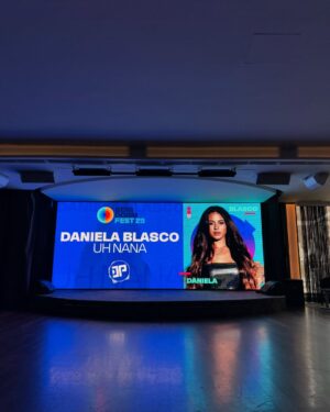 Daniela Blasco Instagram - Primeros dias en Benidorm🌴 Muchos ensayos, fittings, gym, los sunsets… un sueño✨ Risas con mi dream team y  preparándonos a tope para la primera semifinal el día 28⭐️ Estoy ansiosa, quiero que llegue yaaaaa🫧 Que días tan increíbles en Don Pancho, no puedo ni describir lo feliz que estoy siendo y lo lleno que tengo el corazón💕 os quieroooooooooo