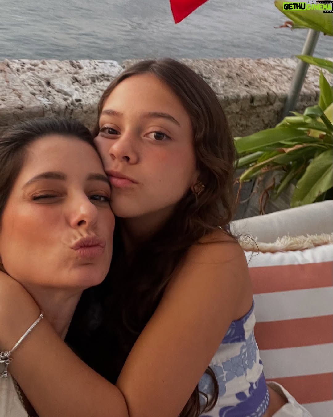Daniella Donado - 22.7K Likes - Que más puedo decirte????
Eres de lo mejor que le ha pasado q mi vida, solo le pido a Dios que cumpla tus sueños, que seas feliz, que te de muchos años de vida y a mí también para verte crecer y cumplir tus metas.. te amo con cada parte de mi ser y eres mi regalo del cielo
Gracias por dejarme ser tu mamá ❤️
Feliz cumpleaños @valeemendozad
