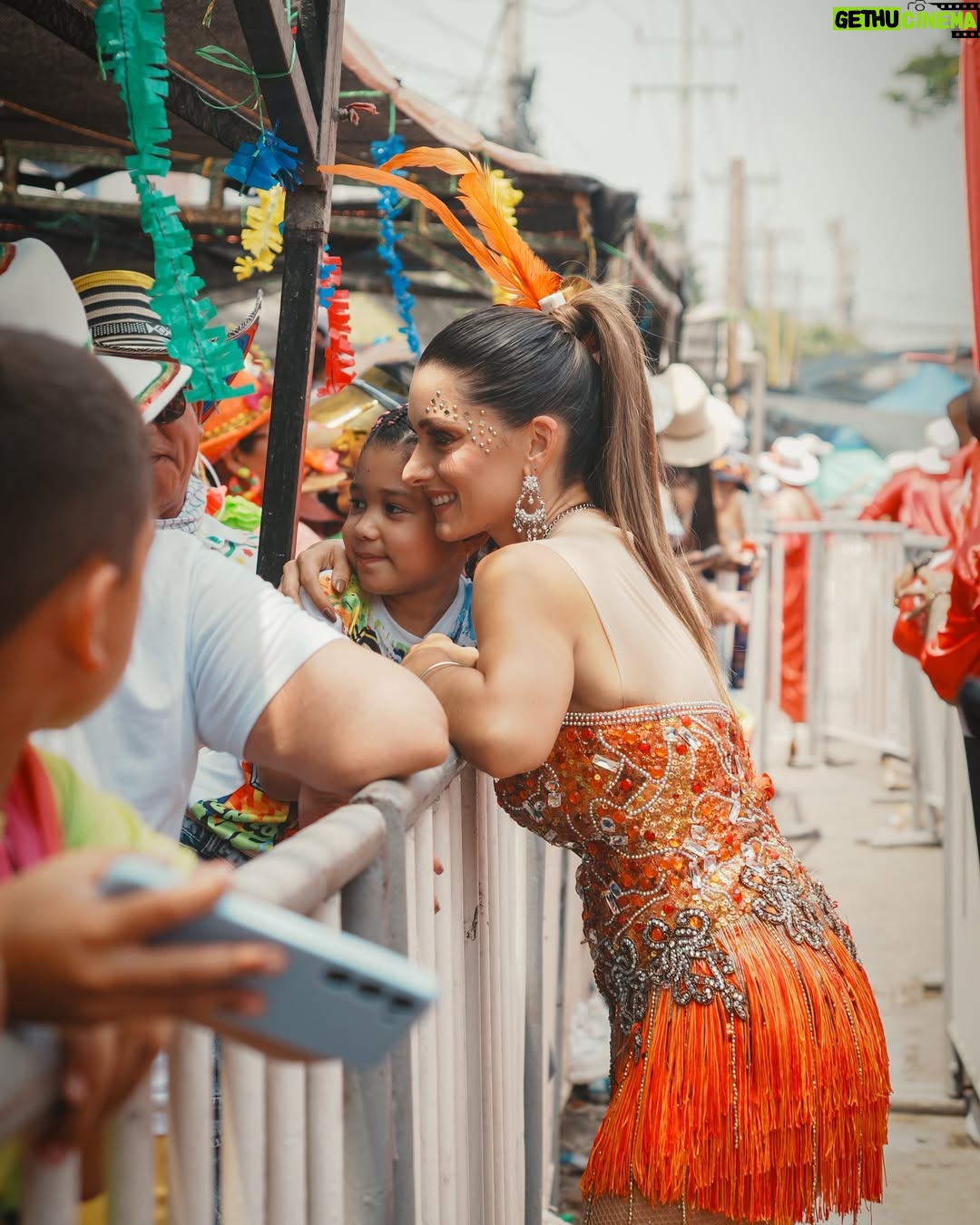 Daniella Donado - 23.6K Likes - Un #recap de fotos yo siendo feliz
#carnaval #barranquilla
📸@jimmybustillol