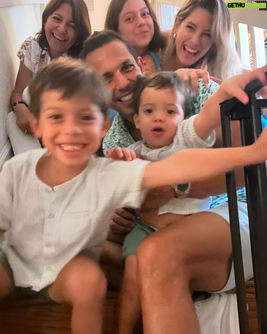 Daniella Donado - 35.1K Likes - Y fui feliz con los más importantes en mi vida. En cada año que pasa encuentro la grandeza en la simplicidad ❤️
GRACIASS
Te amo amor @virgiliotorres @valeemendozad @jackievengoechea