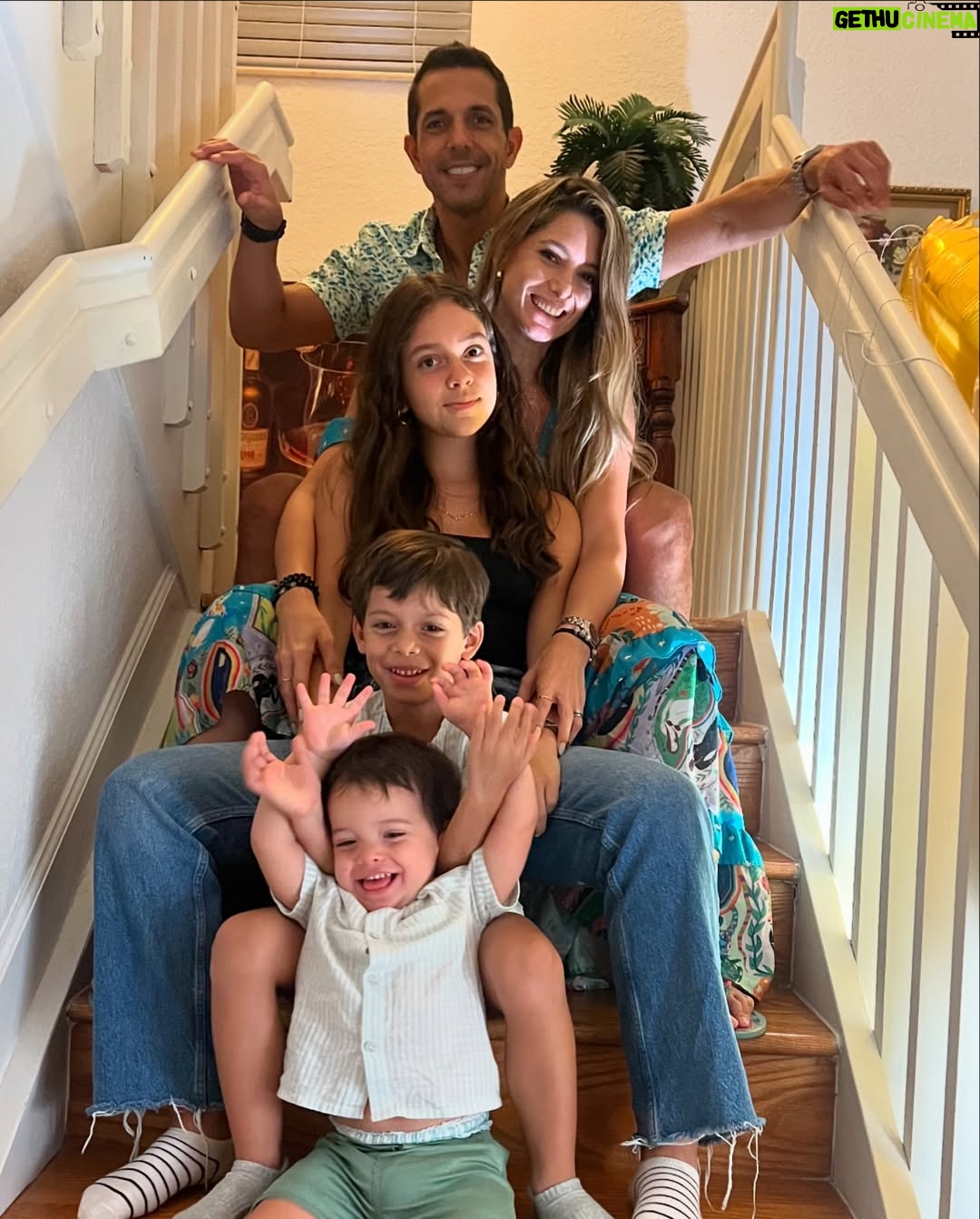 Daniella Donado - 35.1K Likes - Y fui feliz con los más importantes en mi vida. En cada año que pasa encuentro la grandeza en la simplicidad ❤️
GRACIASS
Te amo amor @virgiliotorres @valeemendozad @jackievengoechea