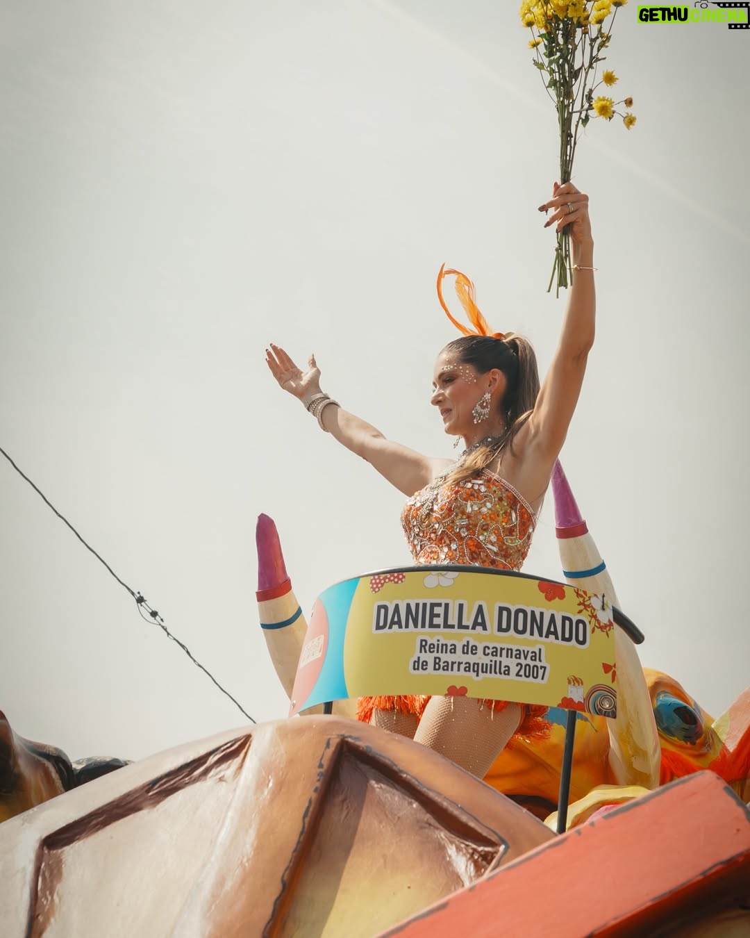 Daniella Donado - 23.6K Likes - Un #recap de fotos yo siendo feliz
#carnaval #barranquilla
📸@jimmybustillol
