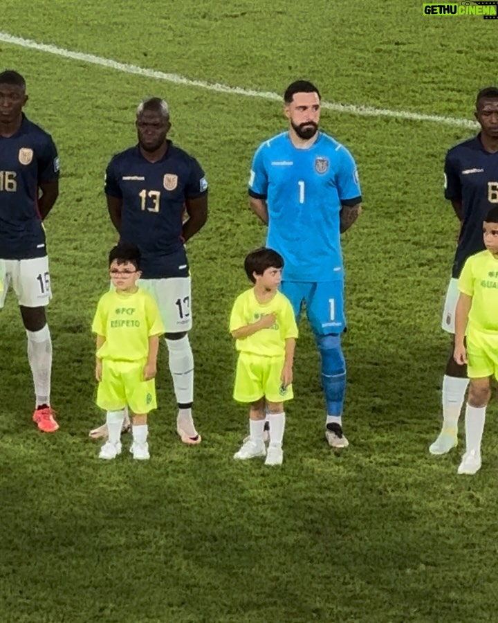 Daniella Donado - 33.3K Likes - Mezcla de sentimientos, porque a pesar del resultado, mi hijo vivió una de las mejores noches de su vida.
#mamaorgullosa