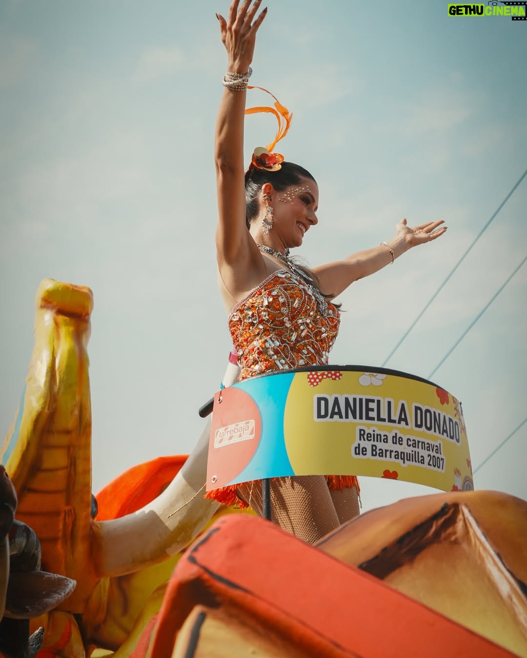 Daniella Donado - 23.6K Likes - Un #recap de fotos yo siendo feliz
#carnaval #barranquilla
📸@jimmybustillol