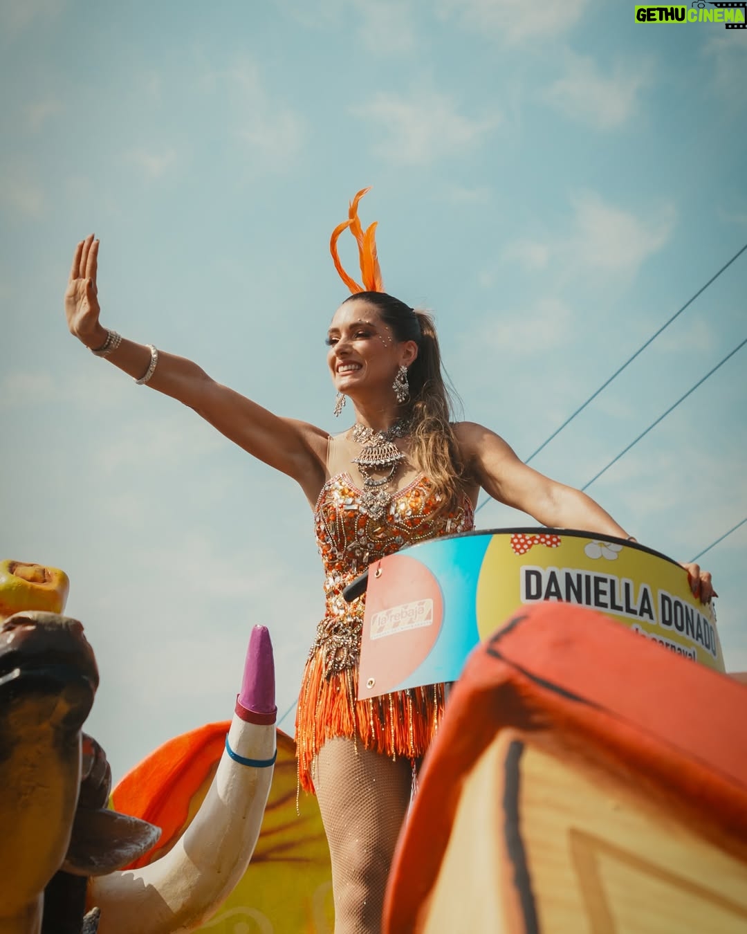 Daniella Donado - 23.6K Likes - Un #recap de fotos yo siendo feliz
#carnaval #barranquilla
📸@jimmybustillol