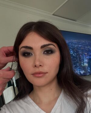 Daniella Pineda Instagram -
