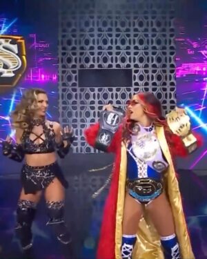 Danielle Louise Instagram - Who did it better? @MercedesMone or @Danni_ellexo?

Catch the replay of #AEWCollision on @TNTDrama   @SportsOnMAX!