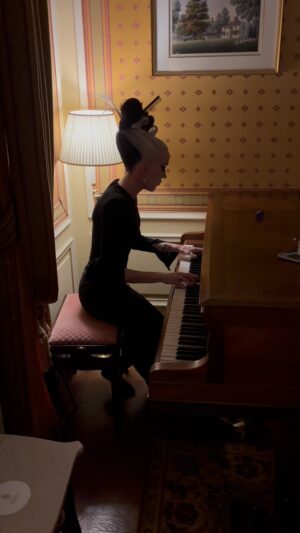 Daphne Guinness Instagram - #MoonLightSonata,  Ludwig van #Beethoven 🌕🌑🌒🌘🌓🌔🌙 , Piano Sonata No. 14 in C-sharp minor, Op. 27, No. 2