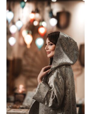 Darine Hamze Instagram - 🤍
رمضان شهر البركة والمغفرة، فاستغلوه بالتقرب إلى الله… و "من صام رمضان إيمانًا واحتسابًا غُفر له ما تقدم من ذنبه"

Ramadan is the month of mercy and forgiveness in which the sins of the believer are replaced by righteous deeds. So make use of this special time for spiritual cleanse.

Photo by @ahmadseekh 
Makeup by @rama_be0ty

 (منقول عن : البخاري ومسلم)