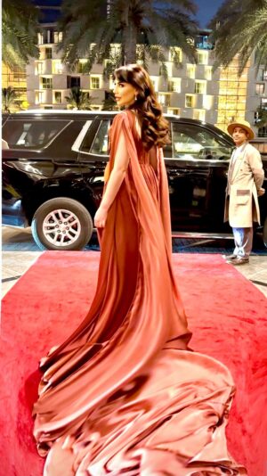 Darine Hamze Instagram - @joyawards ♥️

- Styled by @sarah.keyrouz 
- Dress designer Elie Awad @eli.thelabel 
- Jewelery by @georgehakimjewellers 
- Hair color @maskarasalontr 
- Makeup @charbel.assaf.makeup 
- Hair @adham_sabri