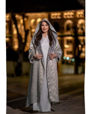 Darine Hamze Instagram - 🤍
رمضان شهر البركة والمغفرة، فاستغلوه بالتقرب إلى الله… و "من صام رمضان إيمانًا واحتسابًا غُفر له ما تقدم من ذنبه"

Ramadan is the month of mercy and forgiveness in which the sins of the believer are replaced by righteous deeds. So make use of this special time for spiritual cleanse.

Photo by @ahmadseekh 
Makeup by @rama_be0ty

 (منقول عن : البخاري ومسلم)