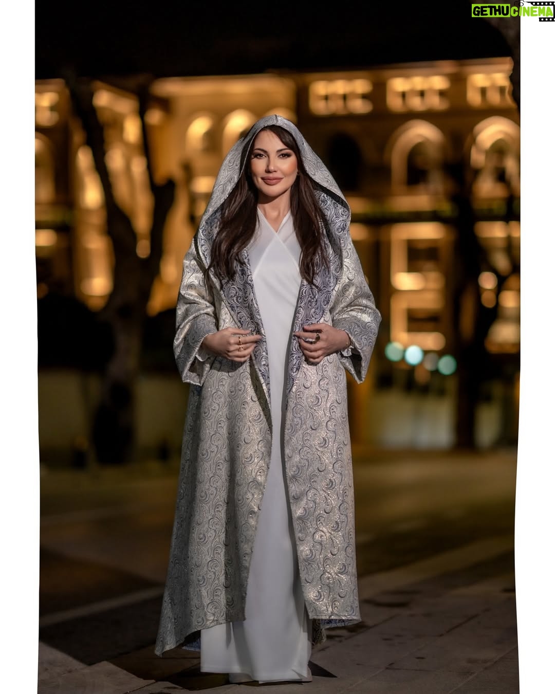 Darine Hamze - 5.3K Likes - 🤍
رمضان شهر البركة والمغفرة، فاستغلوه بالتقرب إلى الله… و "من صام رمضان إيمانًا واحتسابًا غُفر له ما تقدم من ذنبه"
Ramadan is the month of mercy and forgiveness in which the sins of the believer are replaced by righteous deeds. So make use of this special time for spiritual cleanse.
Photo by @ahmadseekh
Makeup by @rama_be0ty
(منقول عن : البخاري ومسلم)