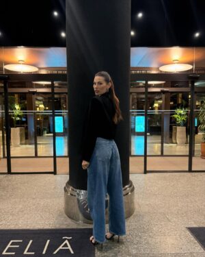 Dayane Mello Instagram - Which one is your favorite? ...✨😌🙏 #streetstyle #milano