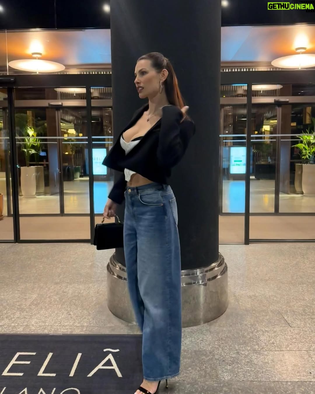 Dayane Mello - 13.2K Likes - Which one is your favorite? ...â¨đđ #streetstyle #milano
