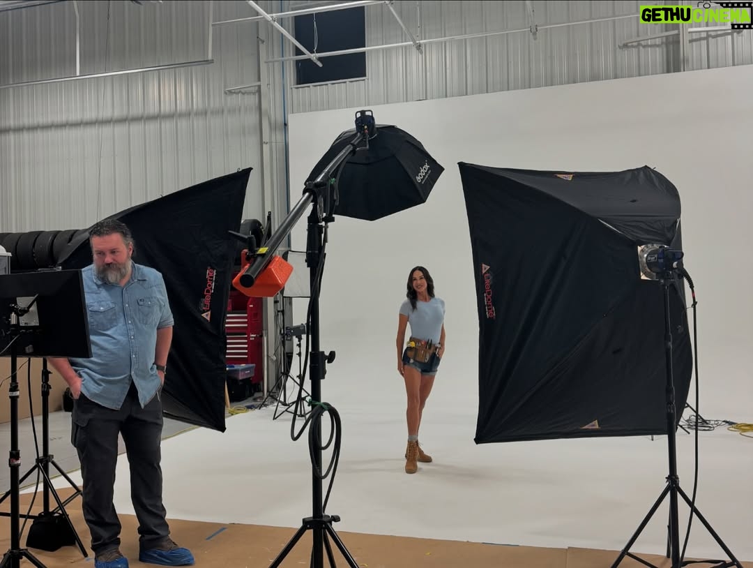 Debbe Dunning - 4.8K Likes - 30 years later , always a great spot to be when we can reunite with loved ones !! Such a great time of my life ….. #homeimprovement #tooltime #polyjohn @polyjohnenterprises @officialrichardkarn @clutchstudios