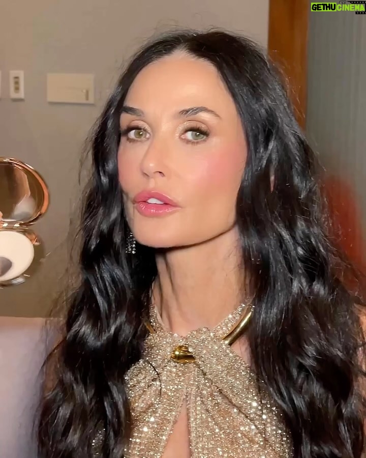 Demi Moore - 339.8K Likes - #VFOscars in custom @gucci ✨♥️ The perfect last look of this crazy ride!