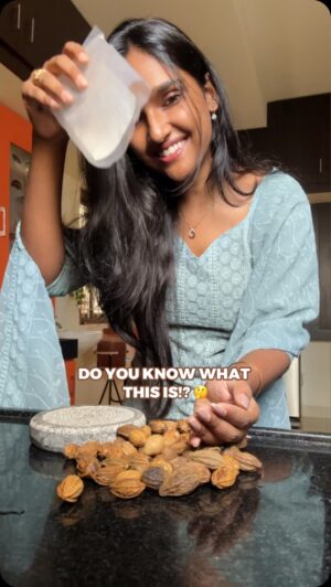 Dharshini Sambathkumar Instagram - Here are three key steps to achieve that radiant glow. If you’re seeking a chemical-free skincare routine and practices to enhance your skin’s glow and promote holistic skin health, this is a great place to start. I highly recommend Maharishi Ayurveda Kunkumadi Tailam, which contains 26 herbs and supports holistic skin health while giving me an incredible glow. Use it consistently, and you’ll surely notice the difference ✨🌸

#MaharishiAyuveda #maharishiamritkalash #amritkalash