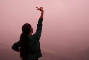 Dharshini Sambathkumar Instagram - Bad chapters can still create great stories.Wrong paths can still lead to right places.
Failed dreams can still create successful people. sometimes it takes losing yourself to find yourself 🌻