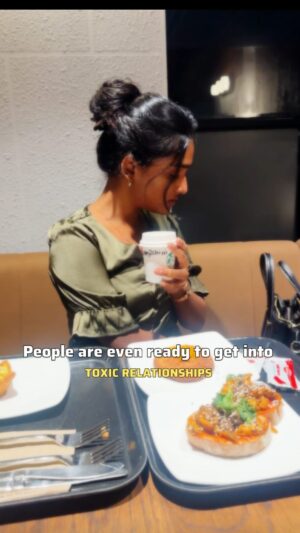 Dharshini Sambathkumar Instagram - It’s better to be alone, rather than feeling lonely in a relationship 🥂🤍 
.
.
.
#motivation #relationships