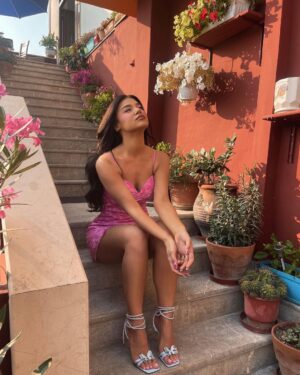 Dhurata Dora Instagram - 🌸🌸🌸🌸🌸