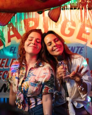 Diana Bovio Instagram - Ya van a conocer a Polly en La Más Fan. 1o de Mayo @netflixlat 💖🍄👙🩴🌸🦞🌊✨