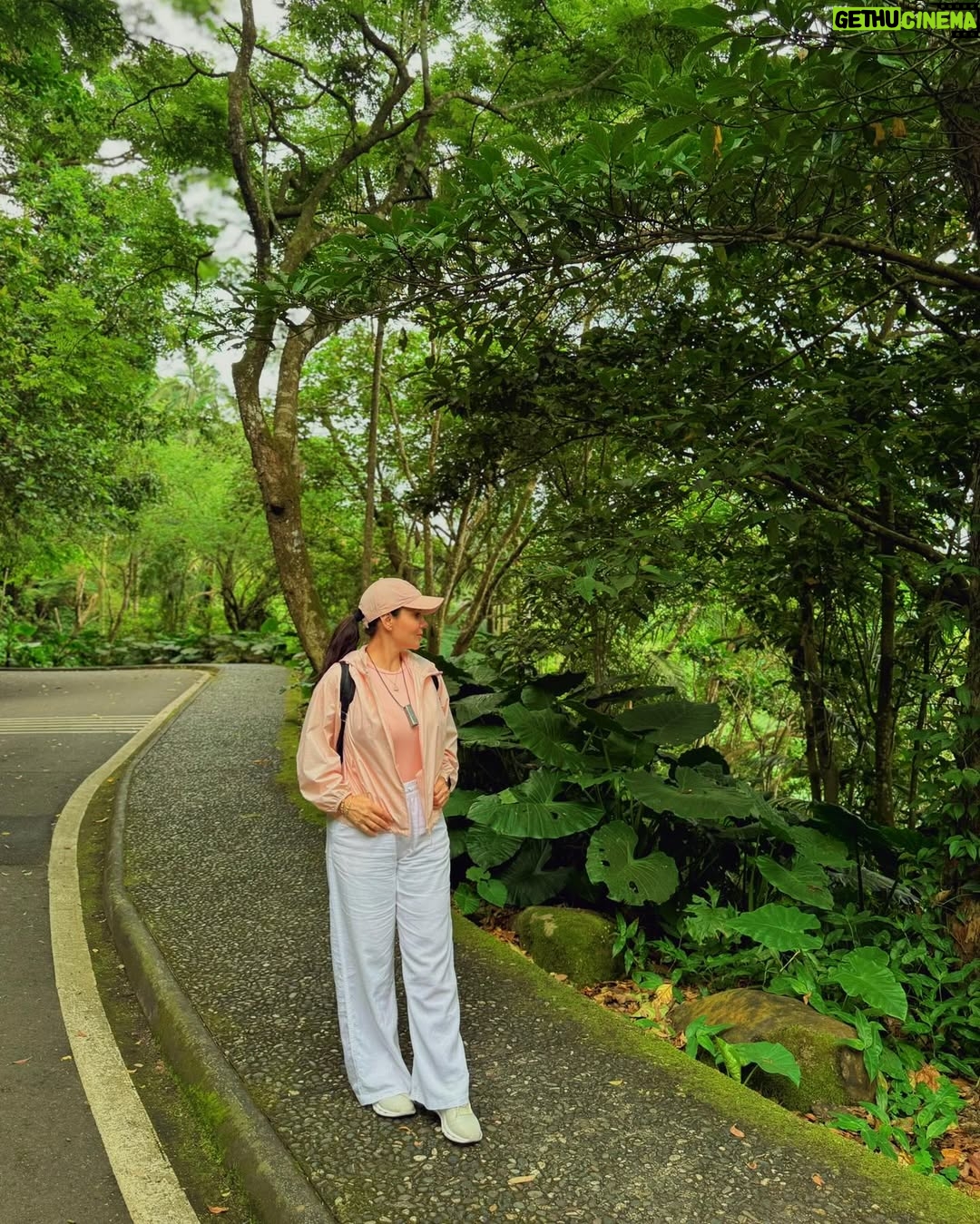 Diana Haddad - 82.5K Likes - Just another adventure 🍃⛰️⛩️
#dianahaddad_look