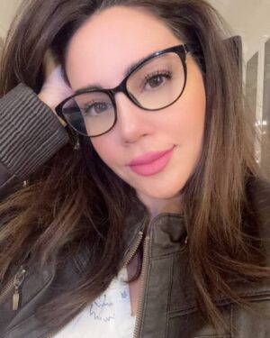 Diana Haddad Instagram - التحديات صنعتني، والإبداع هو سلاحي 💪🎶🤍