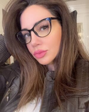 Diana Haddad Instagram - التحديات صنعتني، والإبداع هو سلاحي 💪🎶🤍