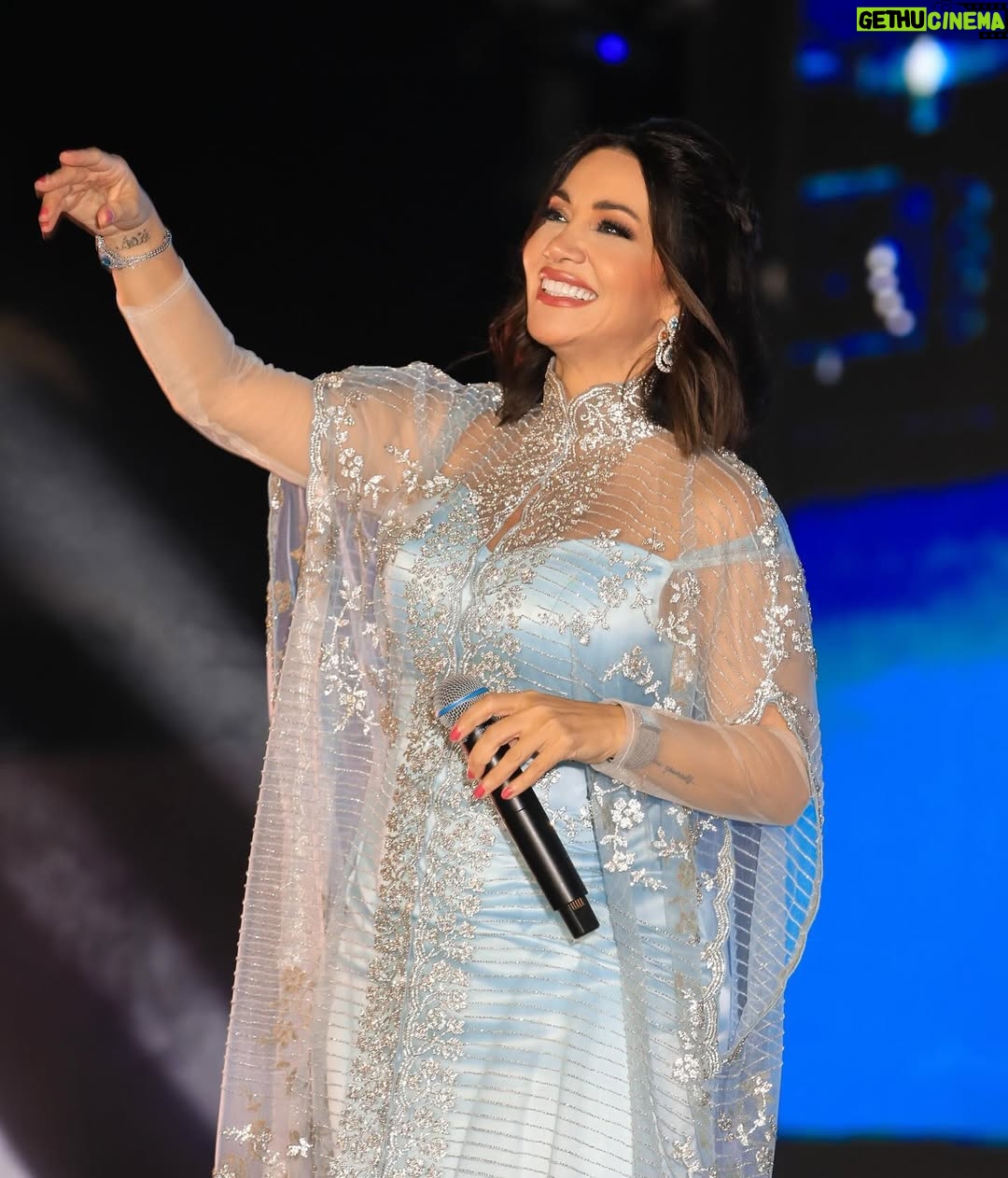 Diana Haddad - 63.9K Likes - ختمت عام 2023 بحفل جميل من منطقة #ليوا والحمدلله ختامها مسك 🤍
شكراً هيئة سياحة أبوظبي وشركة مومنتس على التنظيم الجميل
وشكر لفرقتي الموسيقية بقيادة المايسترو احمد طه
#dianahaddad_look