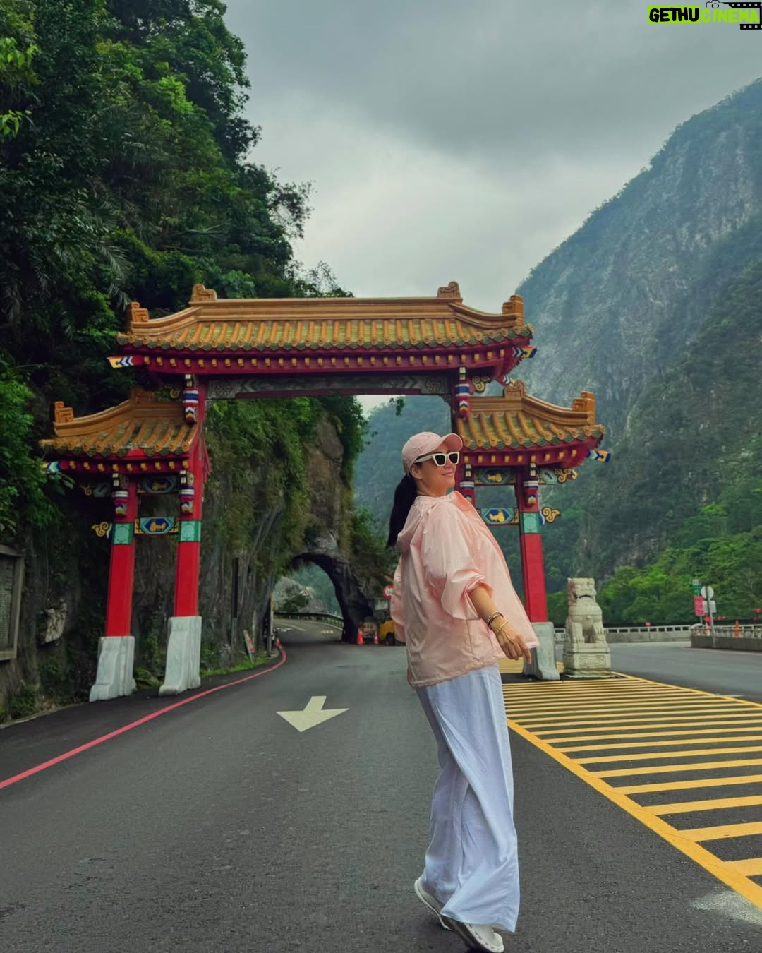 Diana Haddad - 82.5K Likes - Just another adventure 🍃⛰️⛩️
#dianahaddad_look