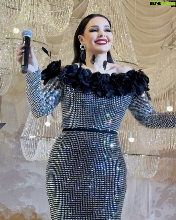 Diana Karazon - 17.5K Likes - أفراح احد العوائل الكريمه 👰🏻♀️♥️🤵🏻♂️
في دوله قطر الحبيبه 🇶🇦
الله يهنيكم ويسعدكم 🙏🏻🕊️
6/2/2025
@thaher.baqer 🪡🖤💎
#دياناكرزون #ديانا_كرزون #diana_karazon #dianakarazon #افراح_ومناسبات #قطر #doha
#الخليج
