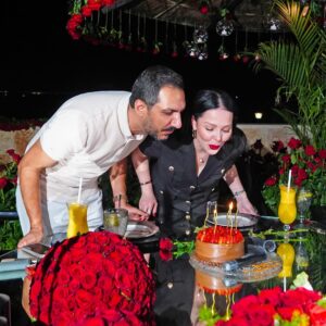 Diana Karazon Instagram - ‏اللحظات الجميلة..
‏ليست في أين تكون.. بل مع من تكون."🌹

Arrangements♥️
@salmaevents.jo 
@salmaflowers.jo 
#معاذ_العمري #ديانا_كرزون