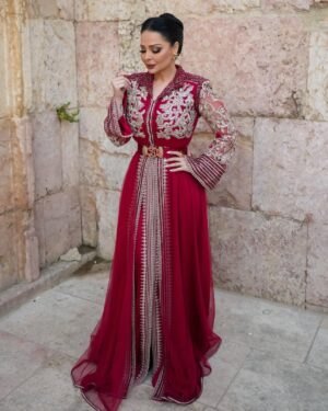 Diana Karazon Instagram - صور من حفل مهرجان جرش الثقافي ٣٨ 🇯🇴
مع نخبه من الفنانين والاعلامين ♥️
@bilal_fashion__designer 
@ghaith_tall 
@omaralabdallat 
@nedaashrara_official 
@marwanagyofficial 
@rabihhenedi 
#ديانا_كرزون #دياناكرزون #مهرجان_جرش_للثقافة_والفنون #مهرجان_جرش_٣٨
