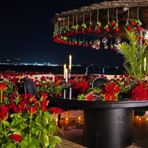 Diana Karazon Instagram - ‏اللحظات الجميلة..
‏ليست في أين تكون.. بل مع من تكون."🌹

Arrangements♥️
@salmaevents.jo 
@salmaflowers.jo 
#معاذ_العمري #ديانا_كرزون